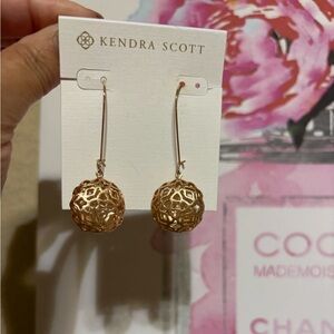 Kendra Scott | Vintage Roberta Drop Earrings Rose Gold